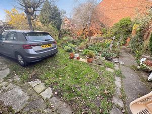 Photo 7- click for photo gallery